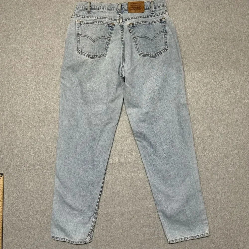 Levi’s 545 Men’s Size 34x32 Loose Fit Tapered Jeans Blue Light Wash Denim